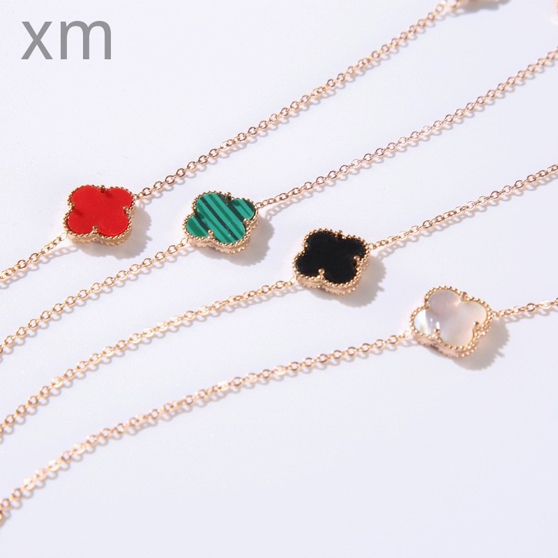 Vòng Tay Thép Titan Mạ Vàng Hồng 18K Mặt Cỏ Bốn Lá Cổ Điển Không Phai Màu Cho Nữ