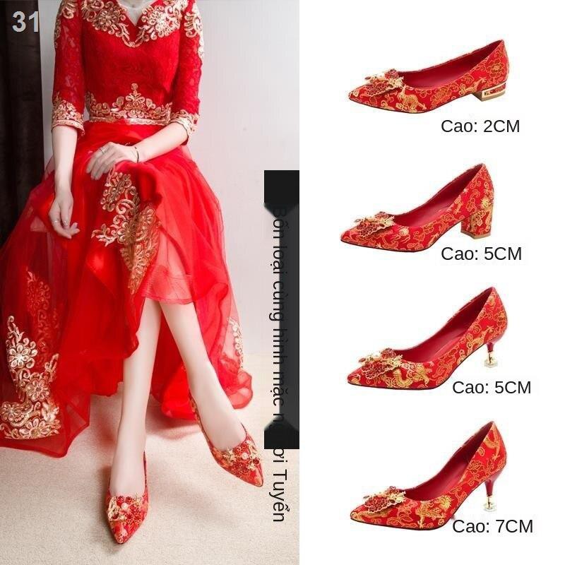 Giày cưới nữ 2020 mới cao gót màu đỏ dày cỡ lớn bánh mì nướng đám show Wo bệt phụng thai cô dâu