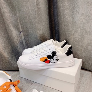 Giày thể thao mickey