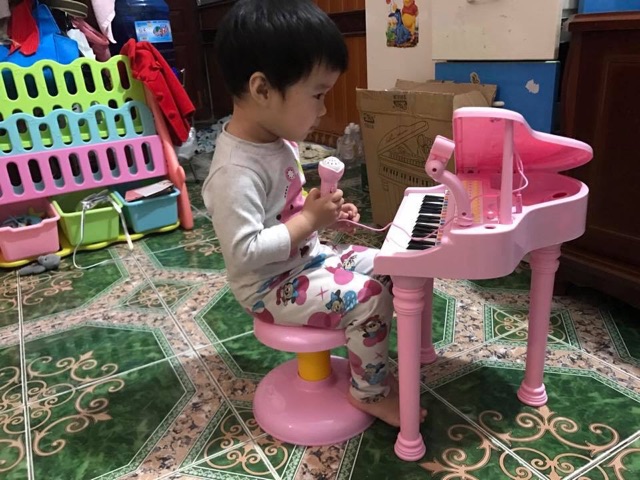 Bộ đàn piano màu hồng như ảnh cực đáng yêu dàng cho con bạn