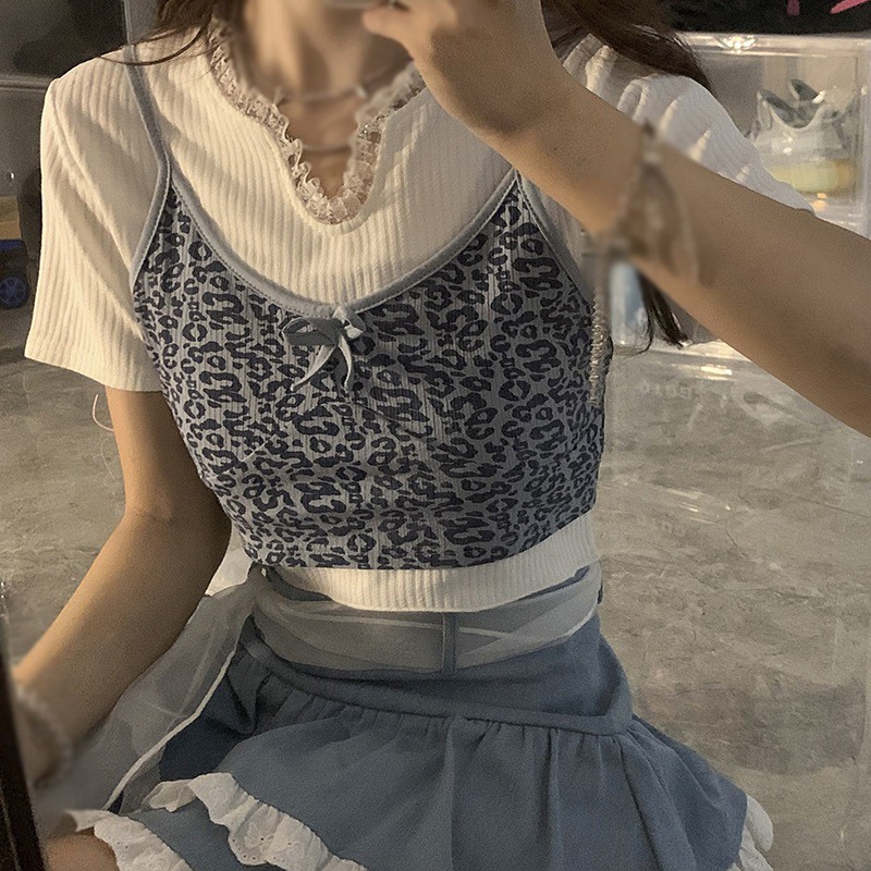 Set Áo Thun Tay Ngắn Cổ Chữ V + Áo Hai Dây Họa Tiết Da Báo Phong Cách Retro Hàn Quốc Cho Nữ