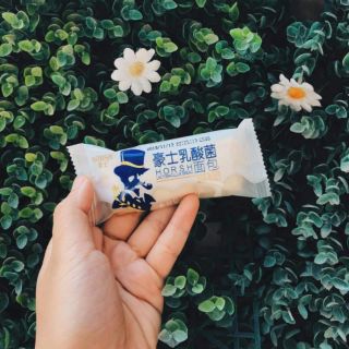 Bánh sữa chua và 5 mỳ ly