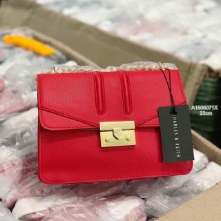 Túi xách CK da hột sang chảnh lắm luôn ạ!