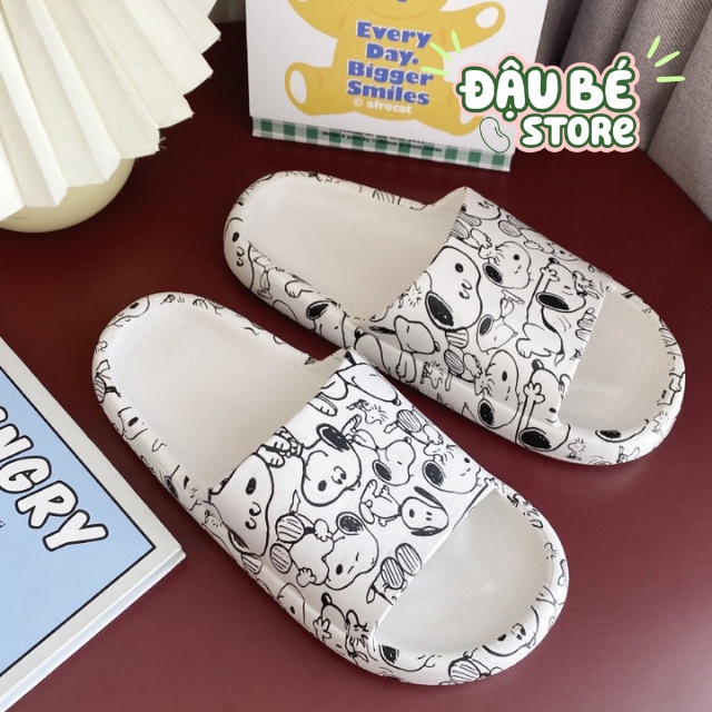 Dép Bánh Mì Hoạ Tiết Hoạt Hình Ulzzang-Dép Lê Quai Ngang Hottrend Phối Đen Trắng Siêu Êm Chống Trơn Trượt - Daube - D046