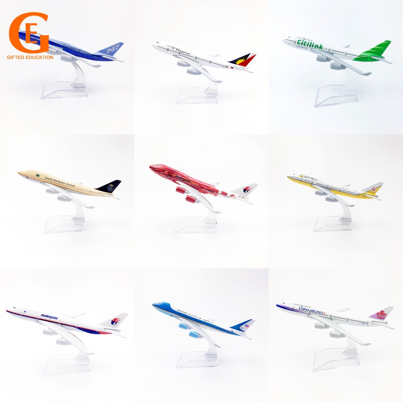 Mô hình trưng bày máy bay Boeing Malaysia Thái Lan 747 16cm