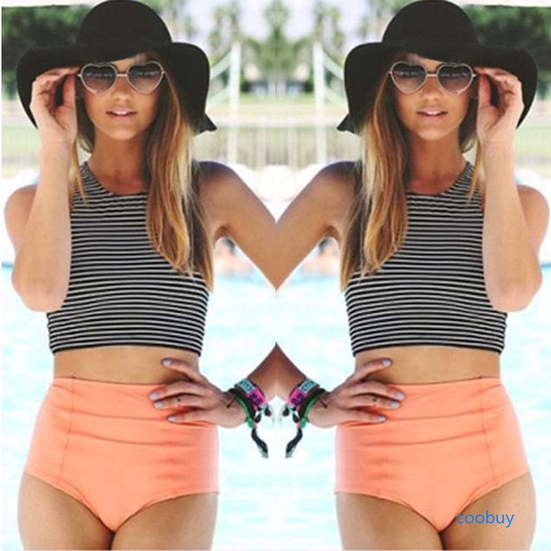 Bộ bikini 2 mảnh có sọc