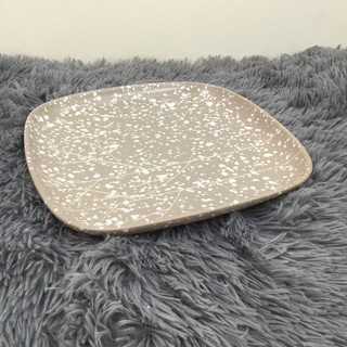 DĨA VUÔNG 27 CM - IKIA