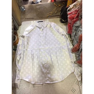 Áo sơ mi lụa cổ đức họa tiết LV sang chảnh