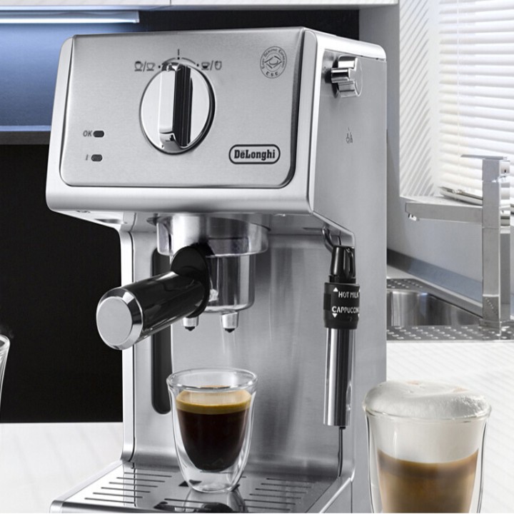 Máy pha cà phê ITALIA, Espresso thương hiệu cao cấp nhập khẩu chính hãng Delonghi - ECP36.31. Bảo hành 12 tháng.