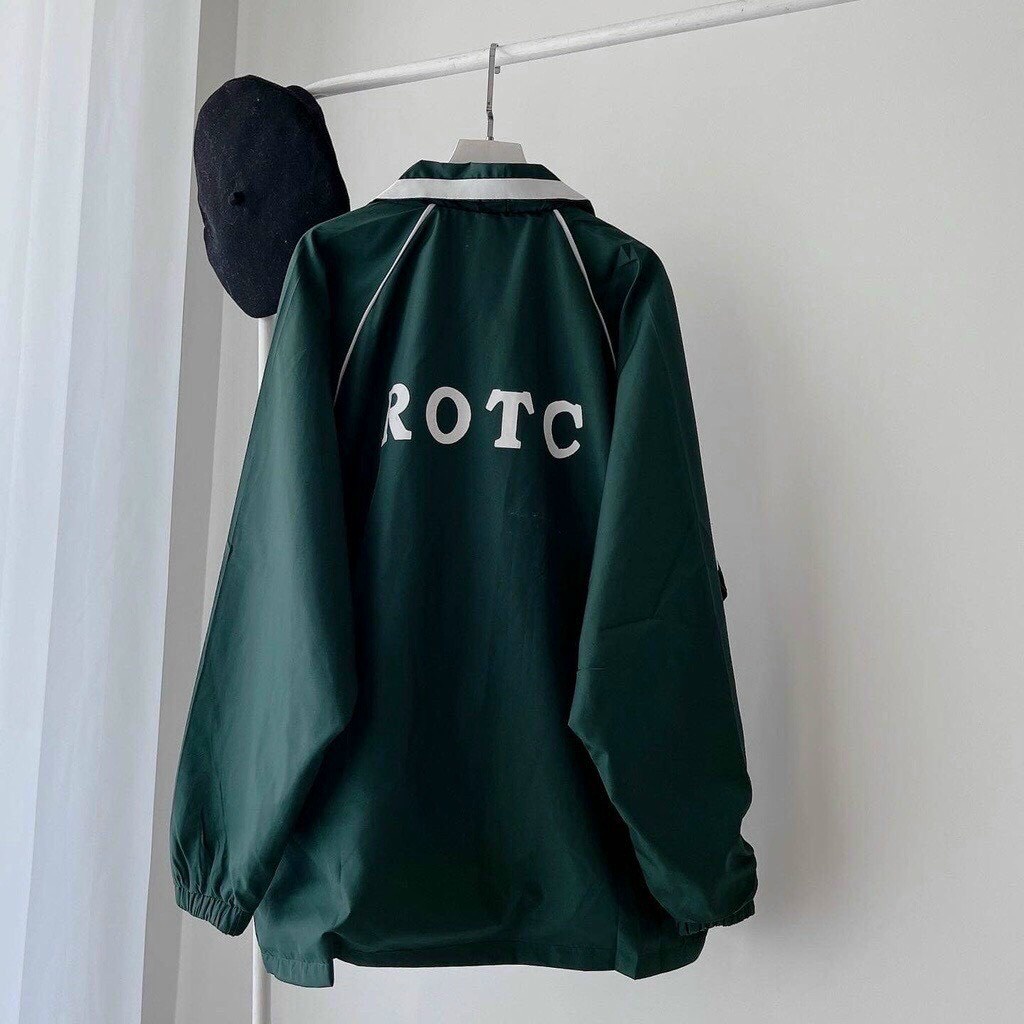 Áo khoác dù in chữ ROTC phối viền trắng logo in, chất dù 2 lớp