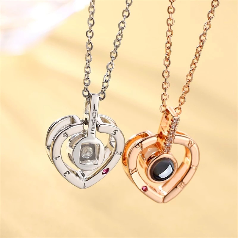 [100 ngôn ngữ] Trái tim / Vòng cổ &quot;I Love You&quot; Chiếu mặt dây chuyền / Tình yêu lãng mạn lưu giữ cho ngày cưới / Quà tặng ngày lễ tình nhân của mẹ