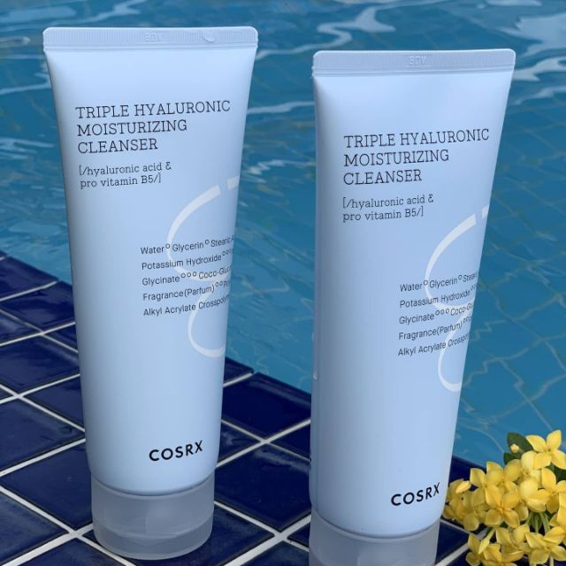 Sữa rửa mặt da khô COSRX TRIPLE HYALURONIC MOISTURIZING CLEANSER