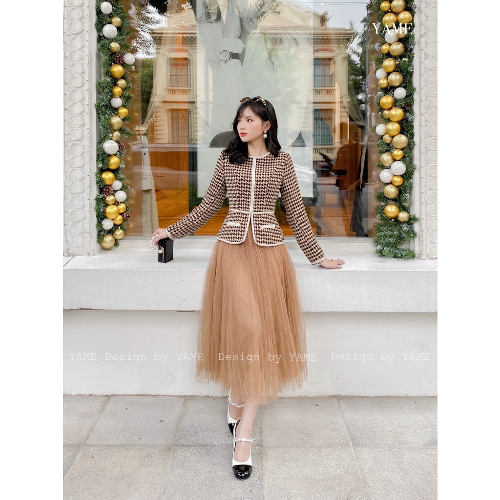 Set áo vest dạ chiết eo chân váy ren xoè nhiều lớp màu nâu be, đen, đỏ Kaylin YAME