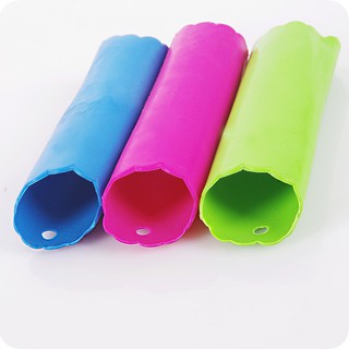 Dụng cụ bóc tỏi silicon