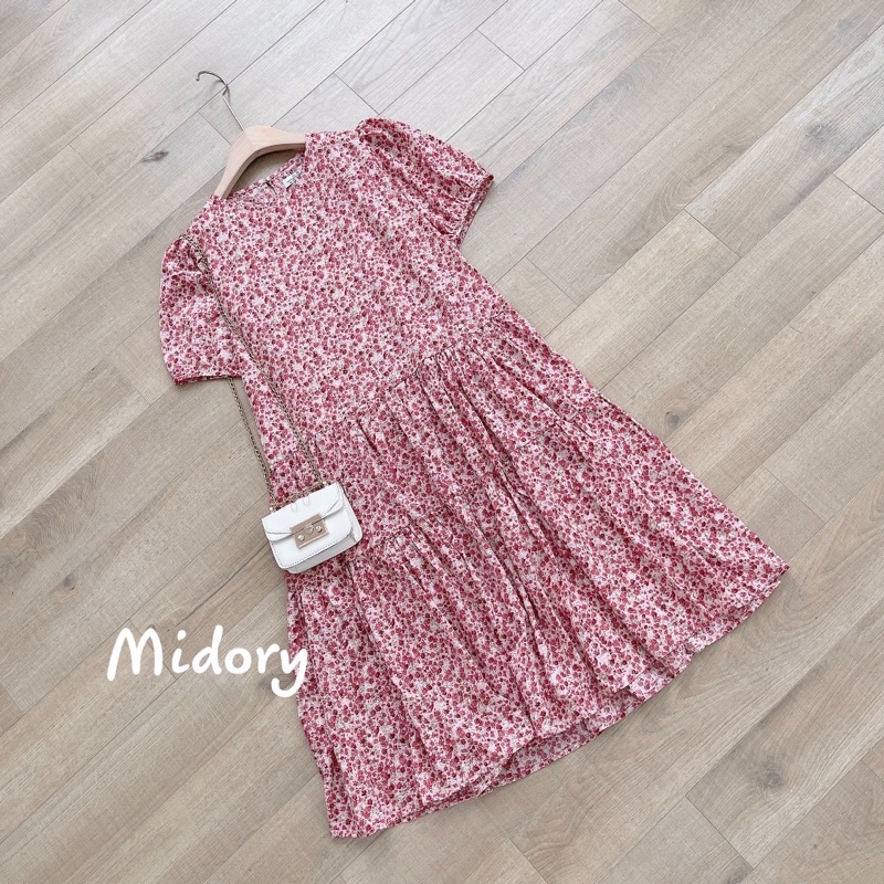 Váy hoa hồng 3 tầng