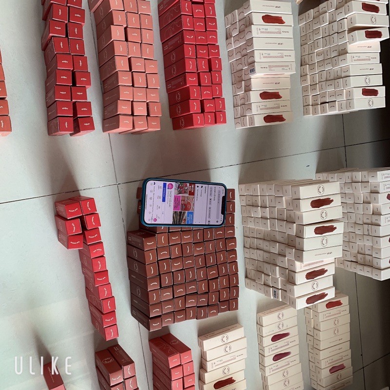 [Mã QUYESUNI giảm 20k] Son kem lì Sunnies Face lipdip, son mịn không khô môi lên màu chuẩn | BigBuy360 - bigbuy360.vn