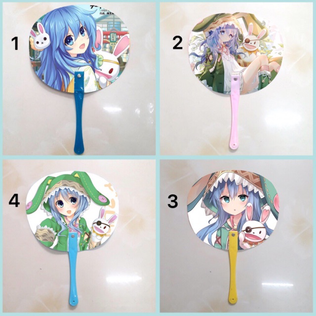 Quạt yoshino date a live in 2 mặt ảnh khác nhau màu cán ngẫu nhiên