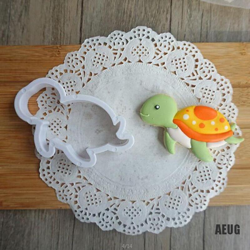 Set 8 khuôn tạo hình sinh vật biển dễ thương để làm bánh tiện dụng