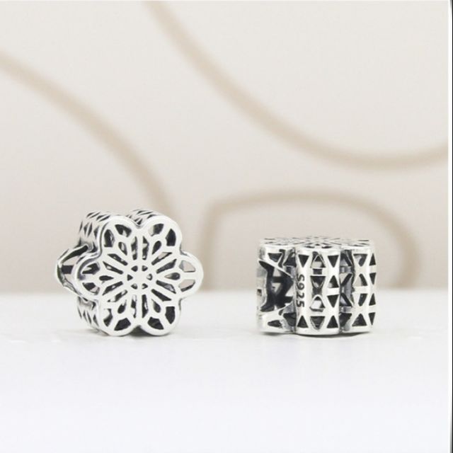 Hạt charm hoa tuyết kiểu mới bạc 925 (vừa tất cả các vòng tay)