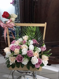 Giỏ Hoa Hồng Sáp Thơm