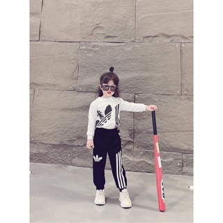 Bộ thể thao áo croptop quần bo cá tính cho bé