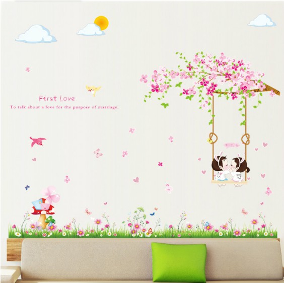 Decal trang trí Xích Đu đày hoa xinh cùng cặp đôi hôn nhau