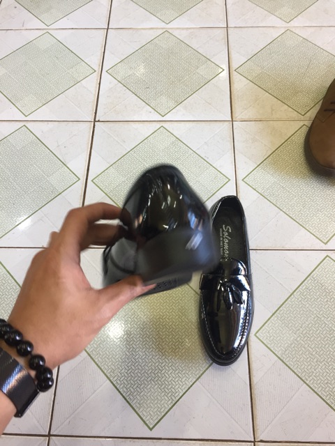 Giầy lười hàn quốc giá rẻ  chuông đen | BigBuy360 - bigbuy360.vn