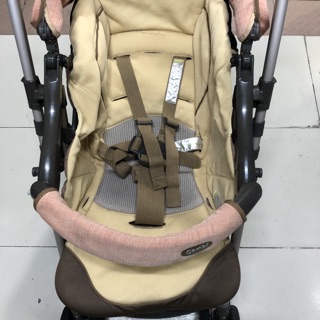 xe đẩy 2 chiều Combi ricco