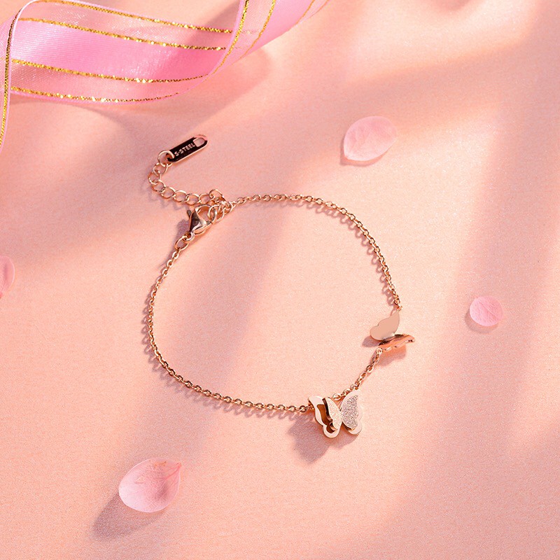 Lắc tay - chân titan 2 hình con bướm phủ cát LC14