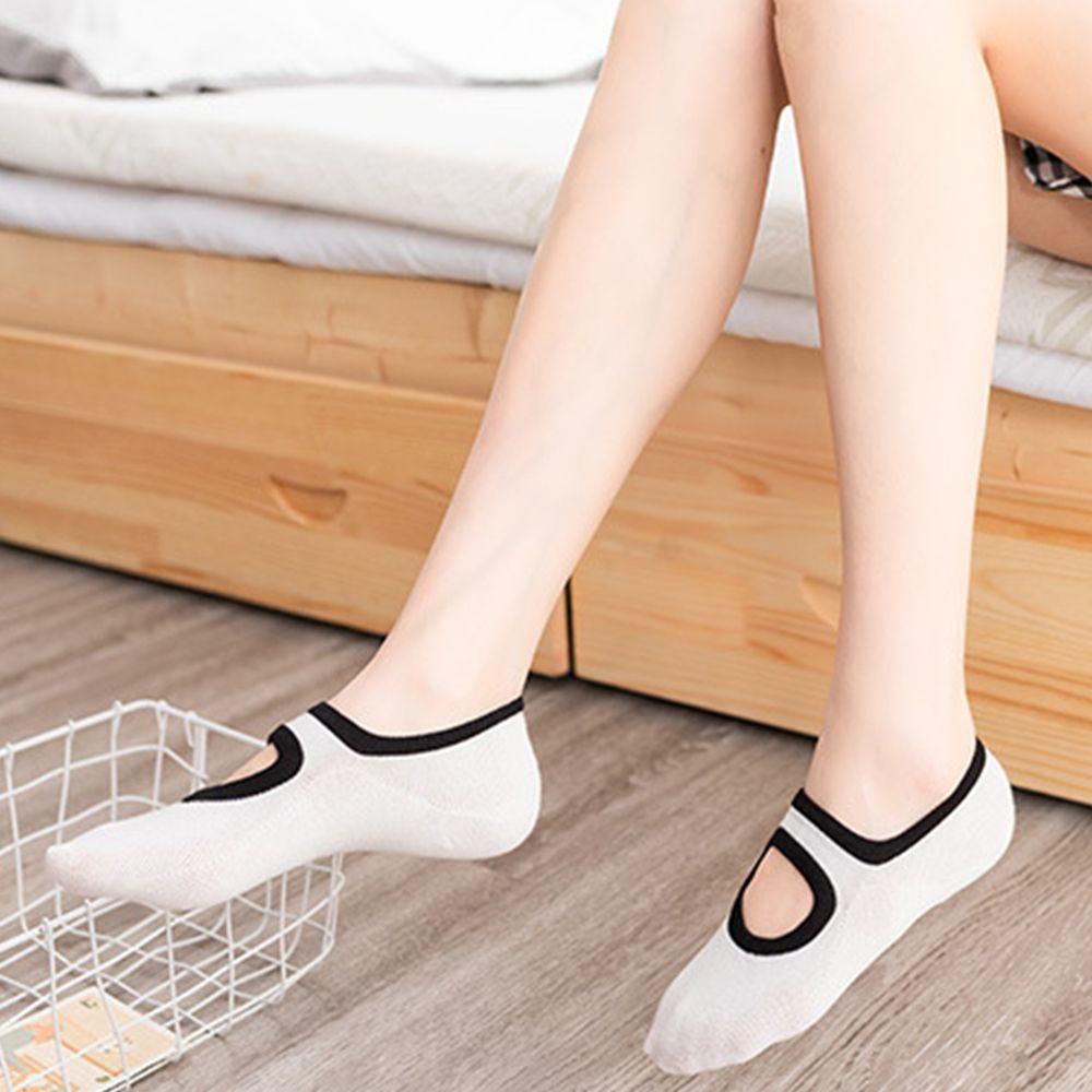 QQMALL Vớ Thể Thao MàU Trơn ThiếT Kế Đục Lỗ ĐộC ĐáO Phong CáCh HàN QuốC Cho Nữ