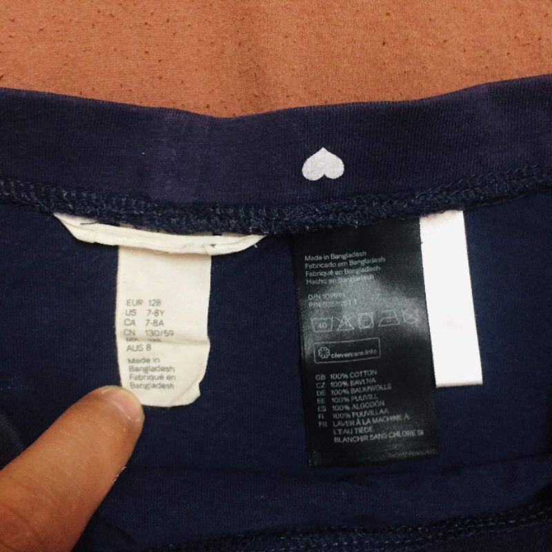 Chân váy H&M size 130 2hand