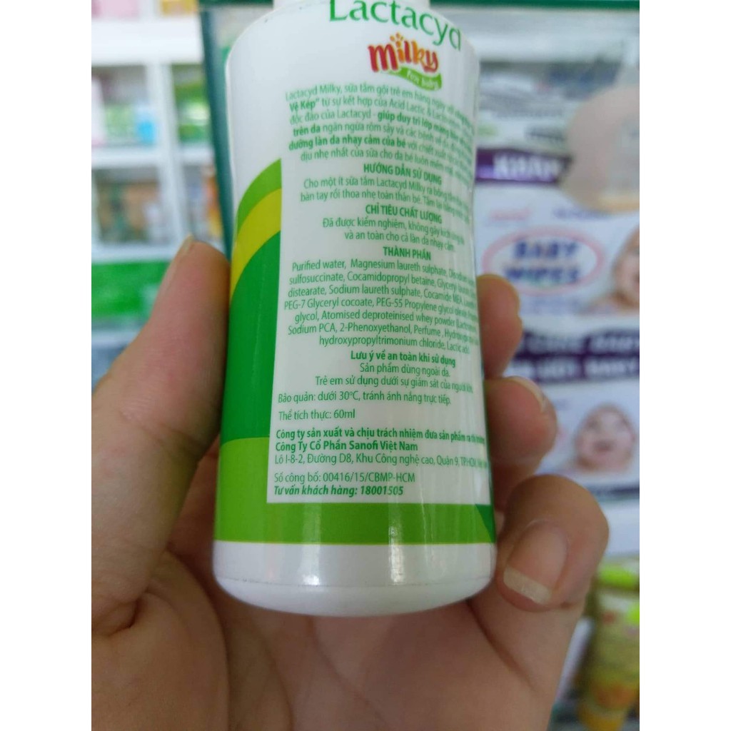 Sữa tắm Lactacyd Milky