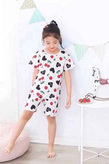 Bộ đồ mùa hè bé gái