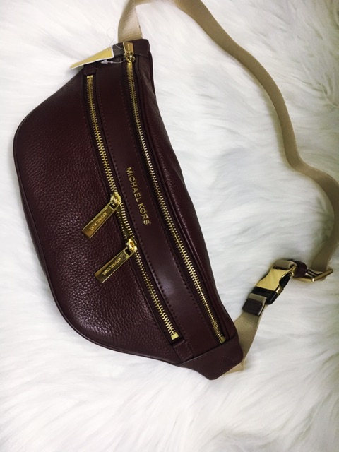 🌼Túi đeo chéo belt Bag Michael Kors ( Auth)