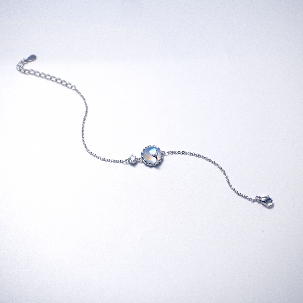 Vòng tay bac ATJ8053 thiết kế kẹp đá đuôi cá tinh xảo chi tiết từng đường nét các tính quý phái ANTA Jewelry