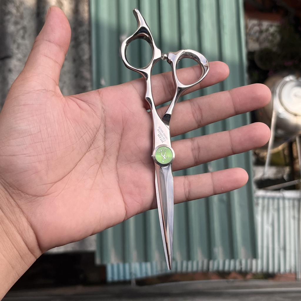 Kéo cắt tóc Titan thép 440C sắc bén bền bỉ - G630
