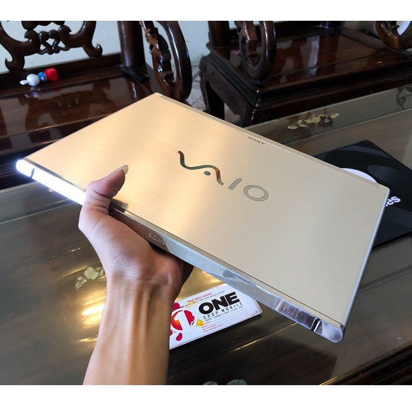 [ VIP ] Laptop Sony Vaio Ultrabook SVT13122CXS Core i5 3317U, Ram 8Gb , SSD 256Gb, vỏ hợp kim siêu mỏng nhẹ chỉ 1,2Kg .