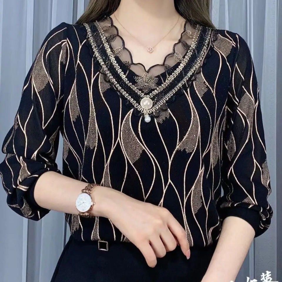 ☍▦Áo thun sợi lưới trên cùng mùa thu và đông nữ bà mẹ trung niên mặc dài tay ren bên trong mới 2021 | BigBuy360 - bigbuy360.vn