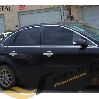 Chân Cong Kính Focus