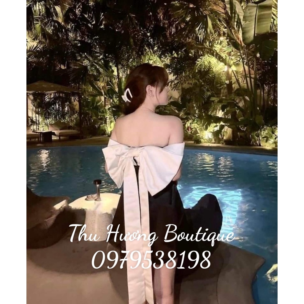 Váy thiết kế Thu Hương ,váy trễ vai phối nơ trắng sau lưng siêu xinh. Váy đẹp dự tiệc