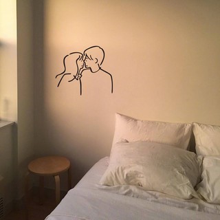 Sticker dán tường hình cặp đôi