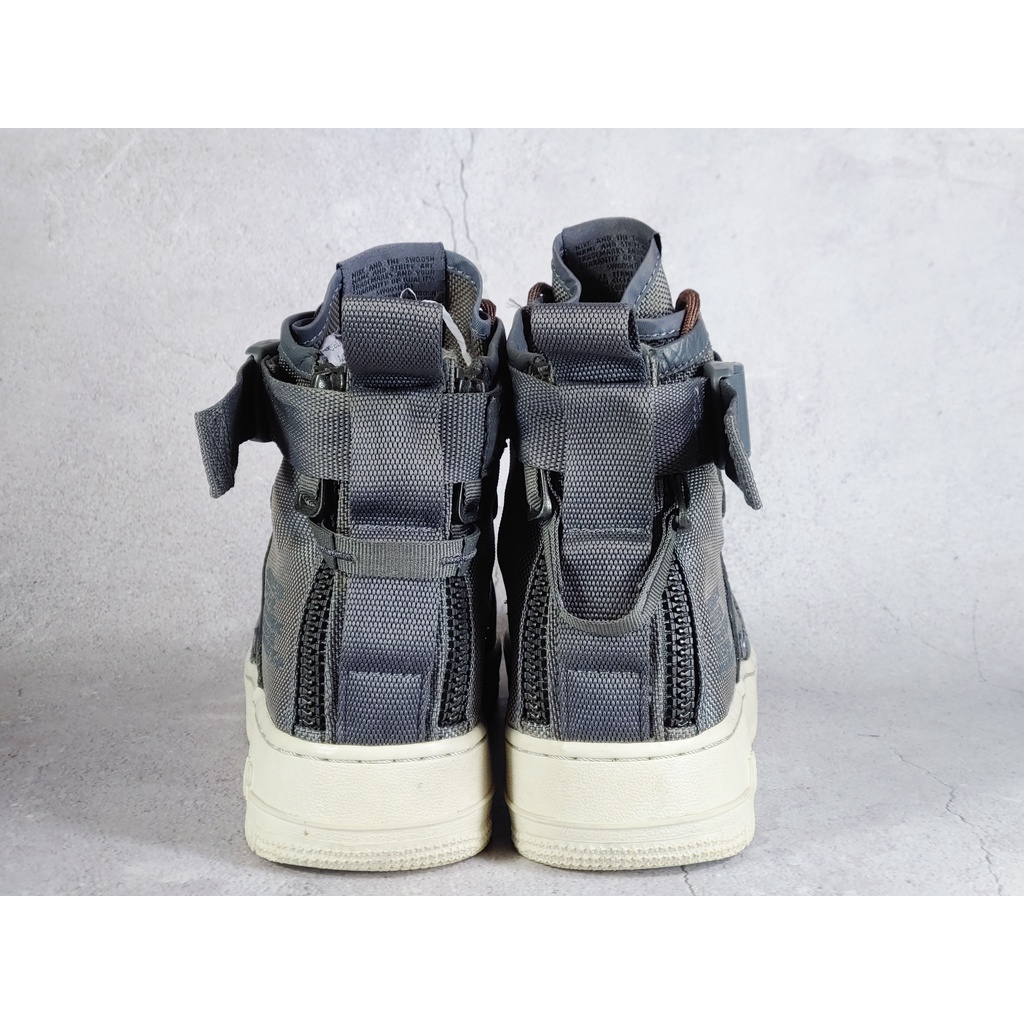 Giày thể thao chính hãng 2hand NIKE SF AIR FORCE 1 MID