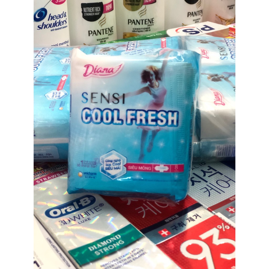 BĂNG VỆ SINH DIANA COOL FRESH SIÊU MỎNG - CÁNH -8 MIẾNG