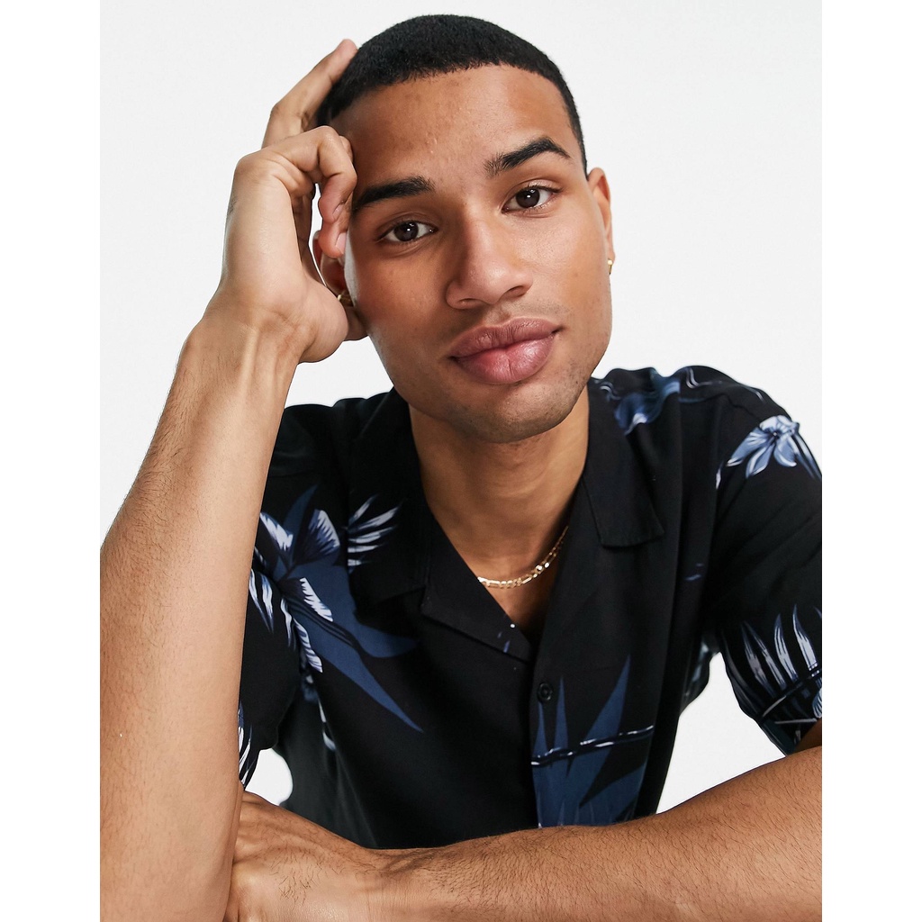 Áo sơ mi tay ngắn nam nữ URLYS form rộng sơ mi họa tiết tay lỡ cổ vest unisex ulzzang USM605