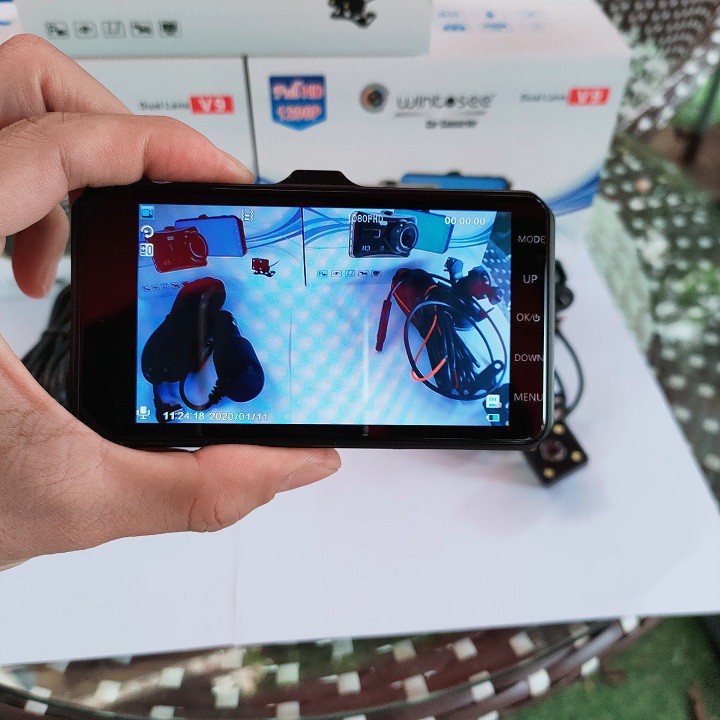 Camera hành trình V9 1296P hình ảnh sắc nét, thiết kế sang trọng | BigBuy360 - bigbuy360.vn