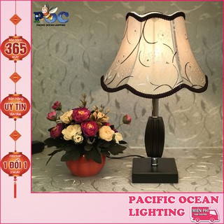 Đèn ngủ để bàn thân gỗ POC MB-8034 Đèn bàn chao vải kiểu dáng hiện đại