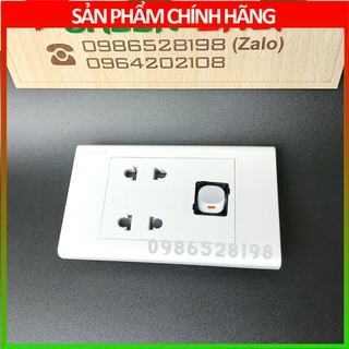 Mặt 2 ổ cắm 1 công tắc sino s18