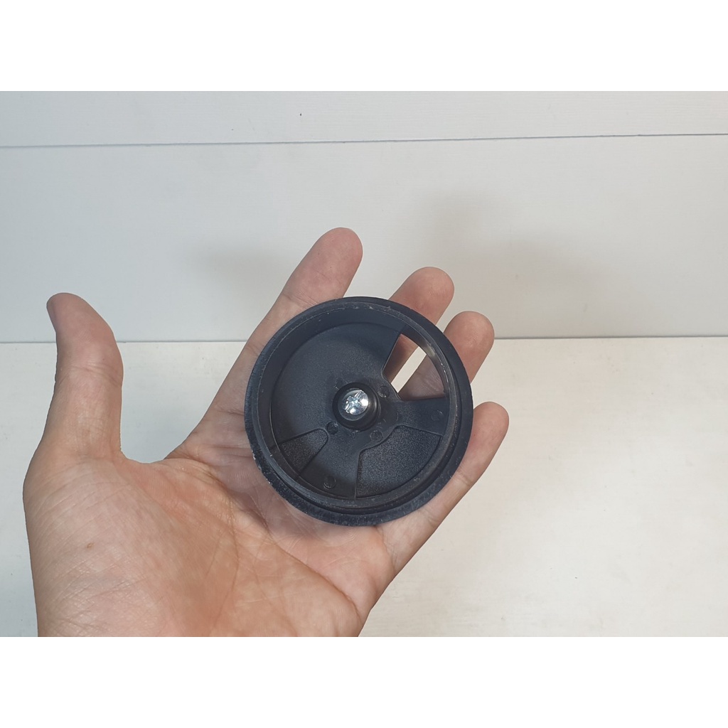 Nắp luồn dây điện mặt bàn lỗ phi 60  - Điện nước gia dụng Hoàng Kim