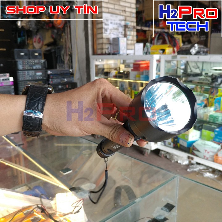 Đèn pin siêu sáng CREE HD-904, pin 18650, chiếu xa 150 met