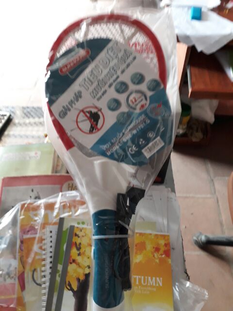 Vợt muỗi sunhouse W1701.G, S500